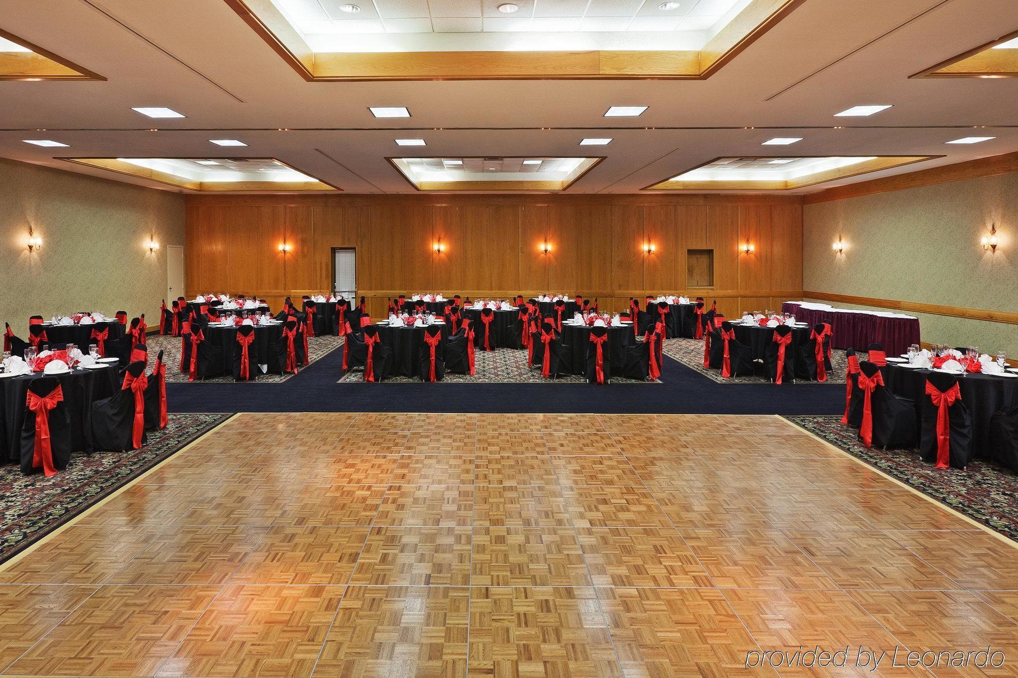 Comfort Inn & Suites Plano East Restaurant foto